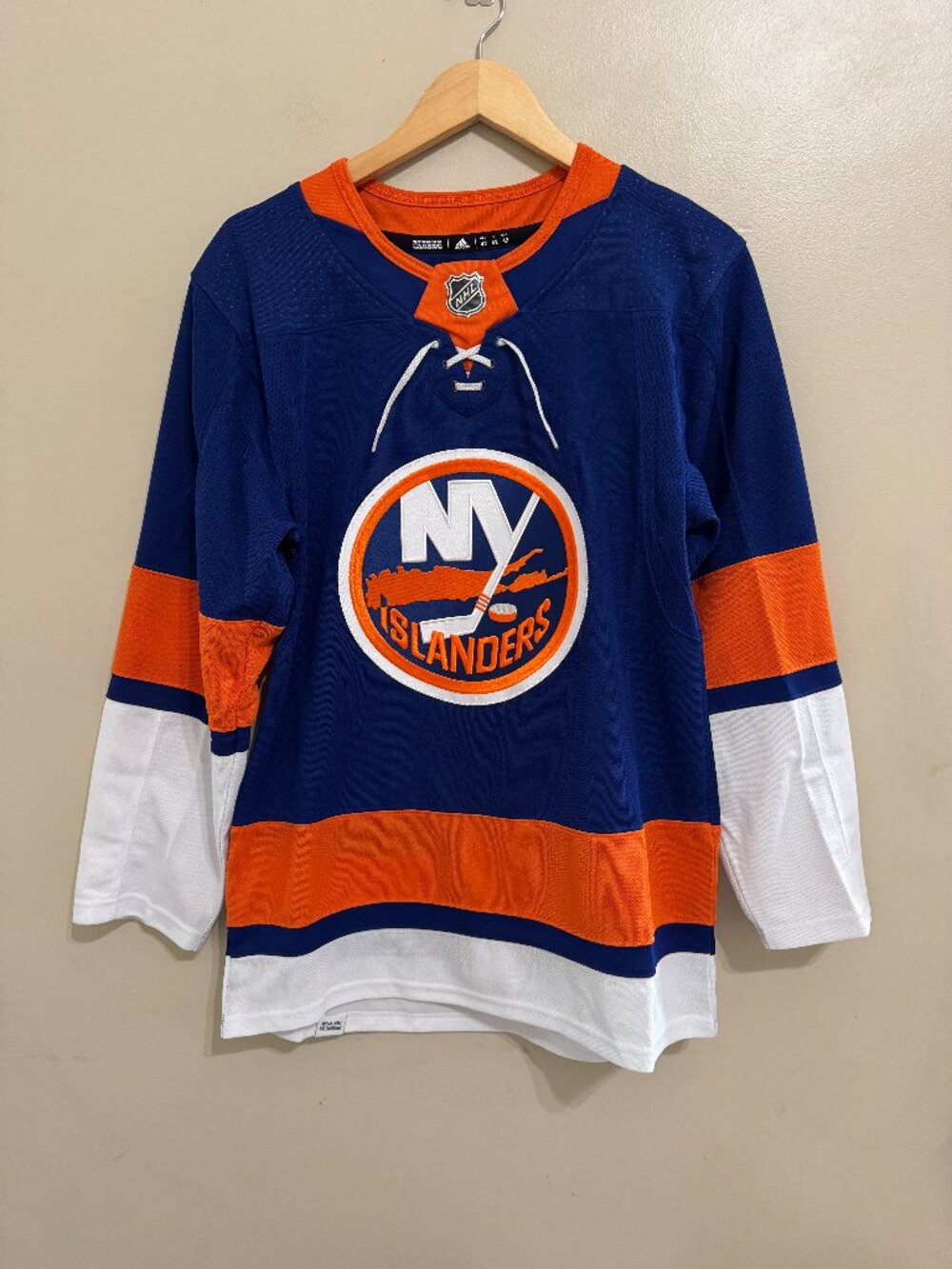 Adidas NHL New York Islanders Authentic Home Hockey Jersey GT5618 Mens $180